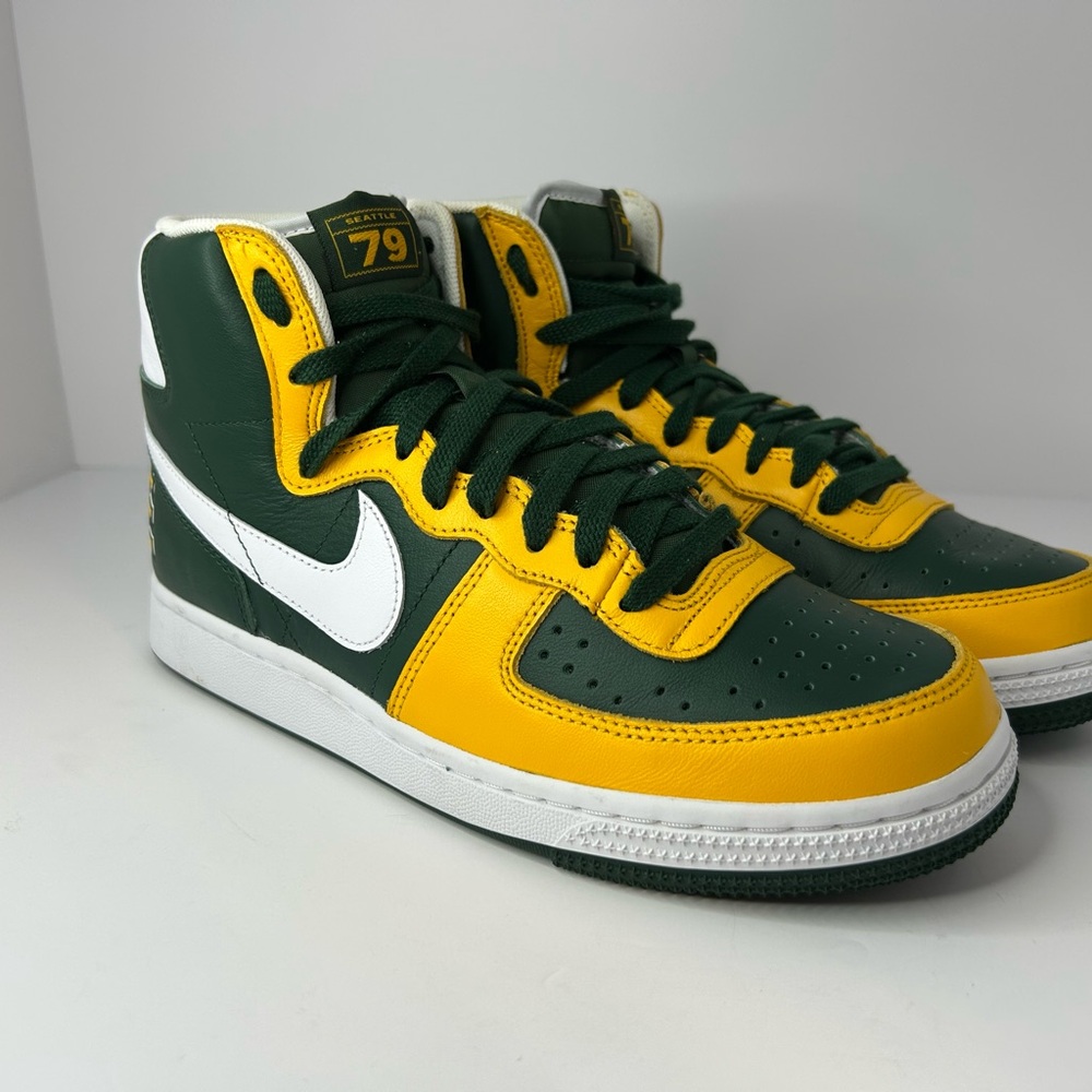 Size 10 Nike Terminator 2023 High Seattle Supersonics FN442-300 Size 8.5